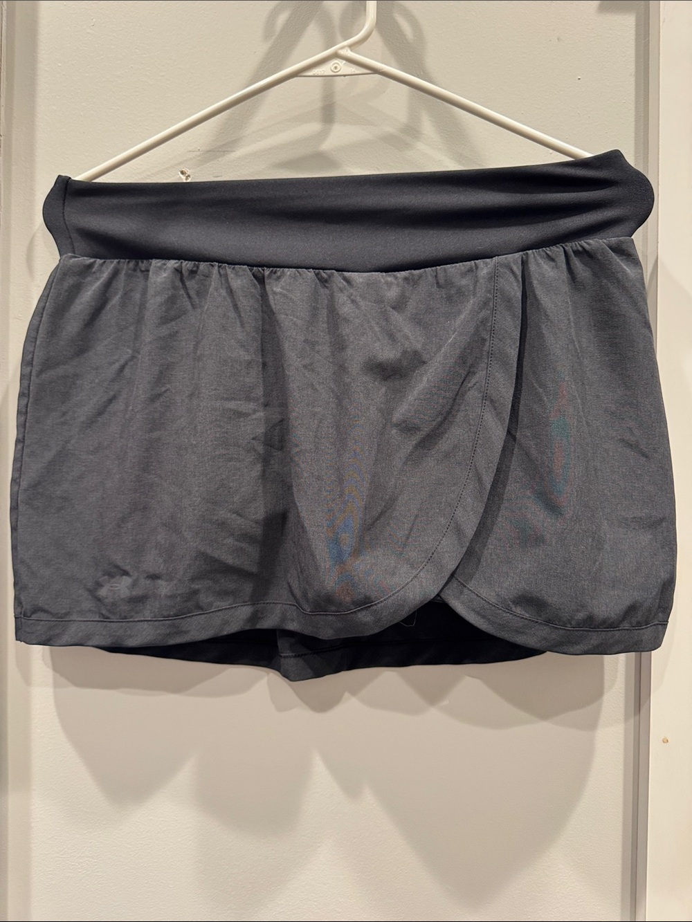 The North Face Womens Charcoal Gray Athletic Skort with Inner Shorts
